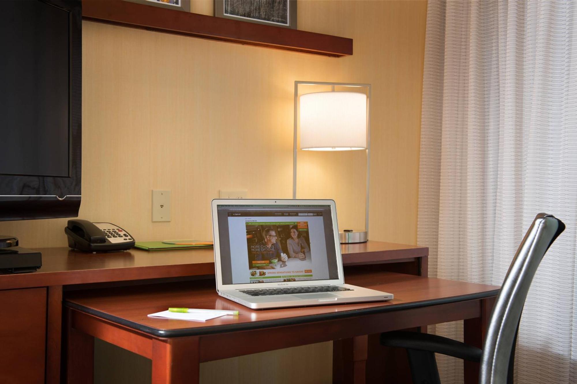 Courtyard By Marriott Hanover Lebanon Zewnętrze zdjęcie